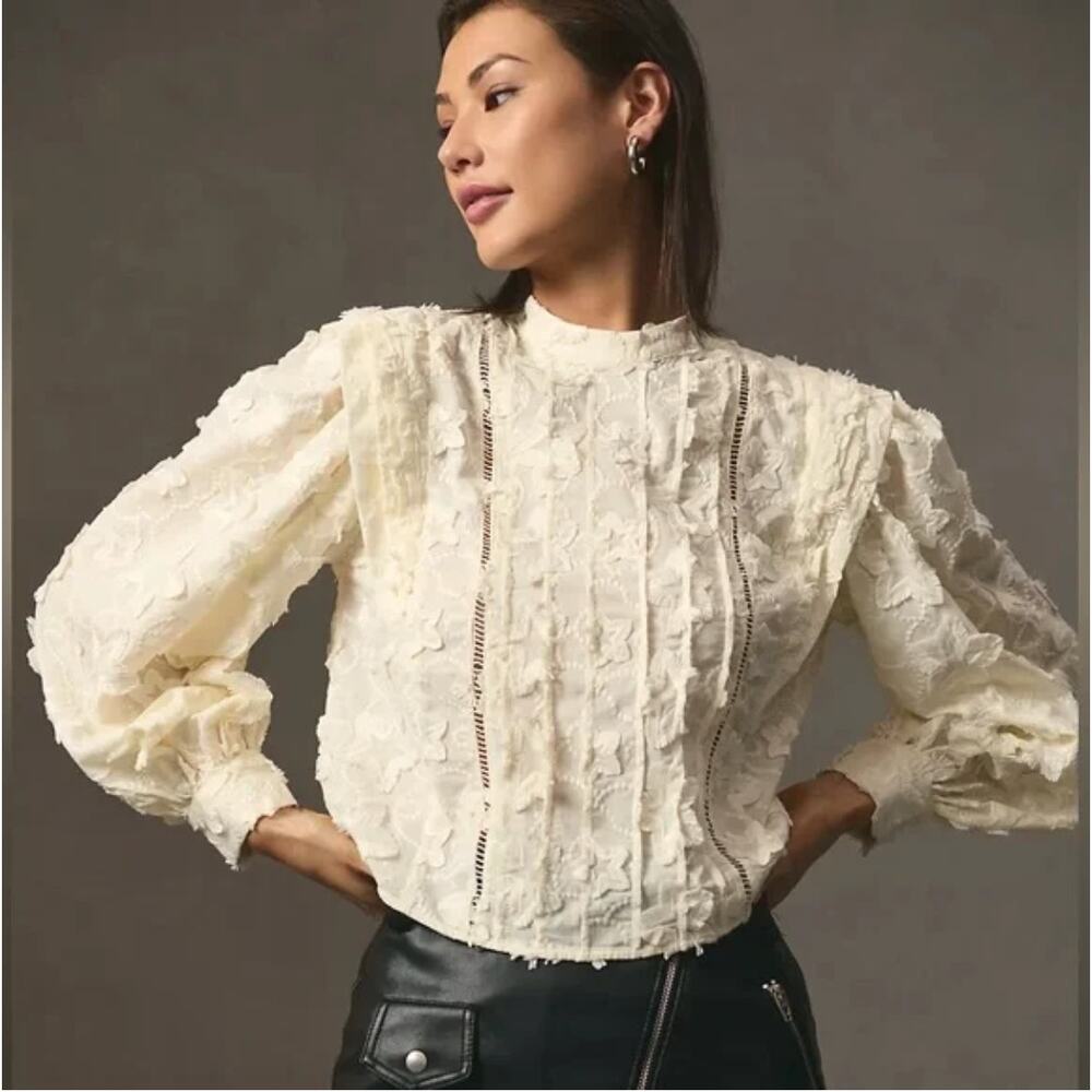 FARM Rio Cream Textured Lace Puff-Sleeve Blouse
